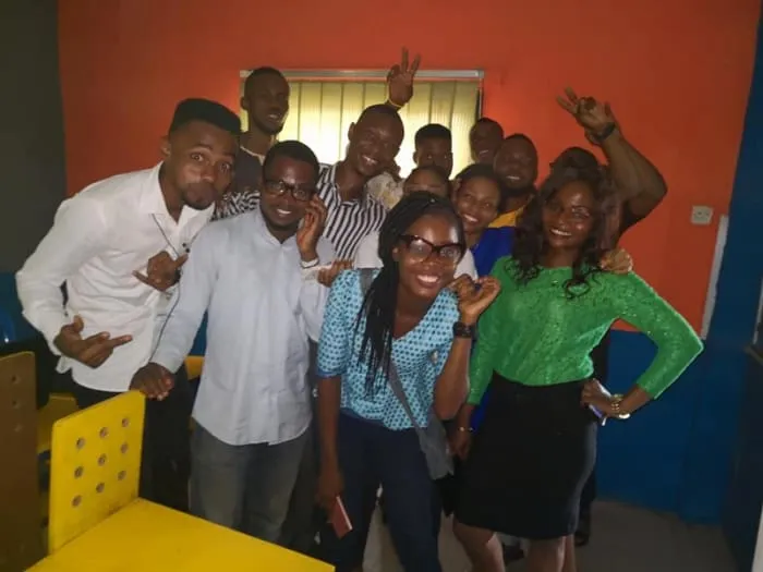 Learnfactory group pictures with the interns